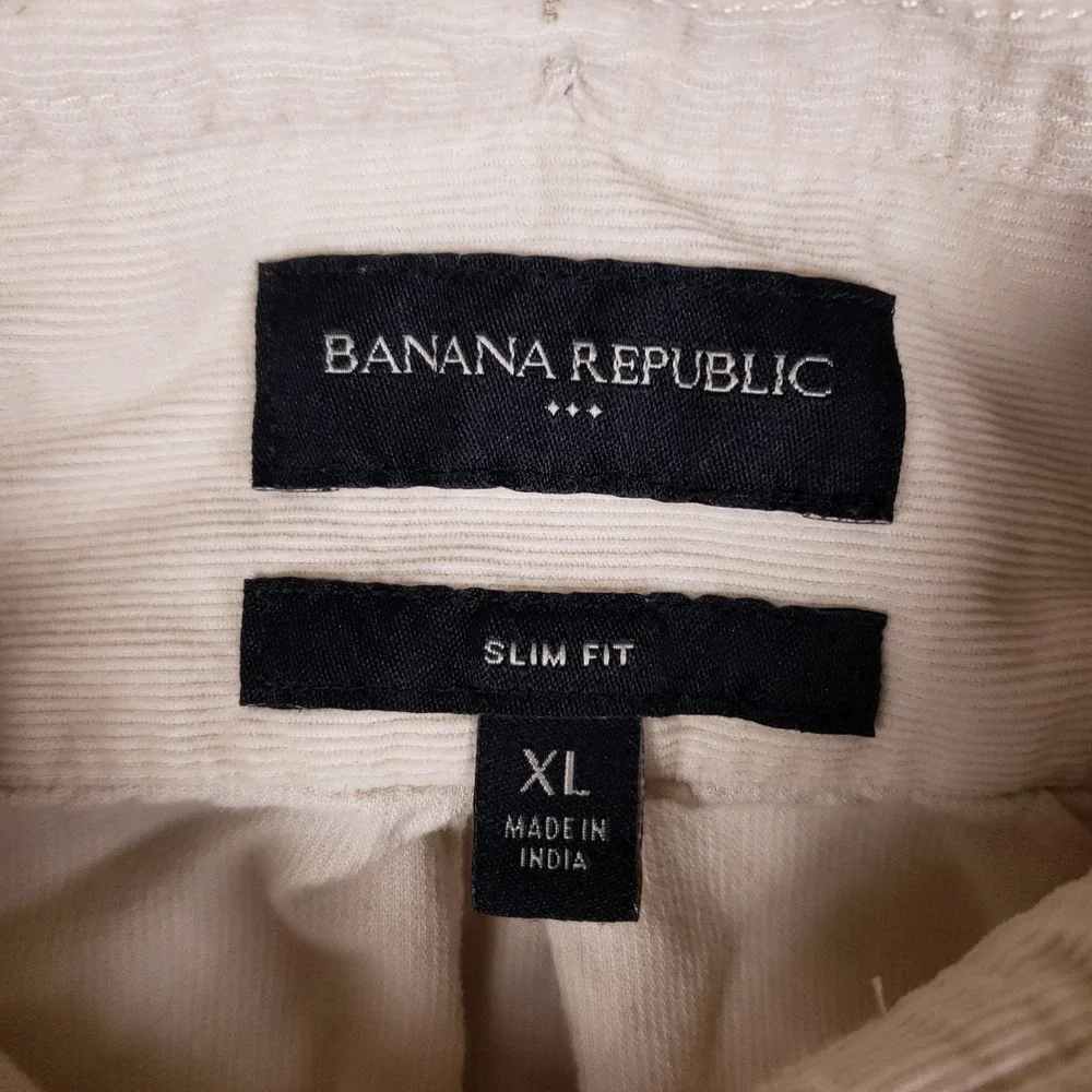 Banana Republic Men XL Slim Fit Corduroy Button Down Shirt Tan Beige Long Sleeve